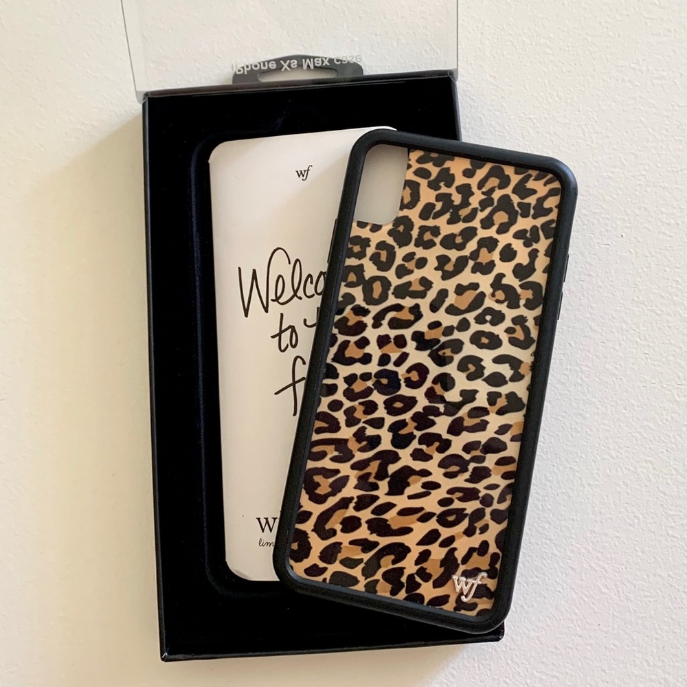 Leopard Wildflower Case wBox- ON SALE GOING FAST